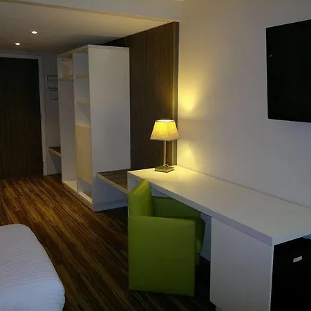 מלון & Wellness Royal Astrid 3*