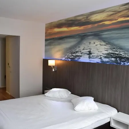 & Wellness Royal Astrid Отель