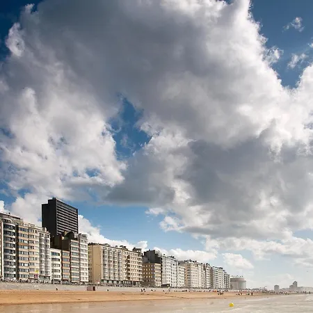 Отель & Wellness Royal Astrid 3*